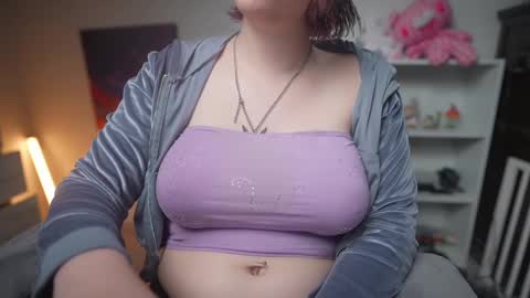 Snapshot of krystalsyxx chatting on 02.23.25 Krystal Syx online show from 02.23.25