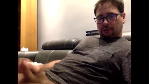 Snapshot of krzysztof1977 chatting on 02.26.25 krzysztof1977 online show from 02.26.25