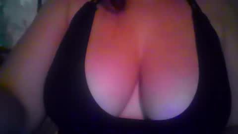 Snapshot of ksex2191 chatting on 10.24.25 Dick Greedy online show from 10.24.25