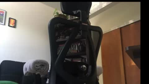 Snapshot of kucherov86 chatting on 06.29.26 ass tonguefucker online show from 06.29.26