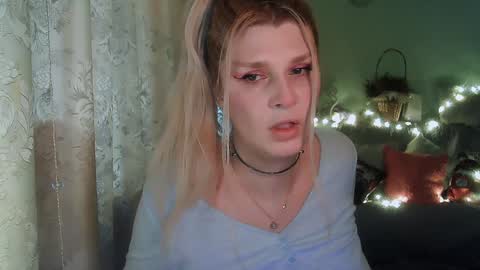 Annika  MTF ts post -op online show from 01.22.25