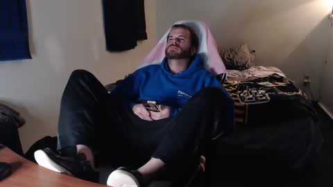 Kuggy online show from 11.23.25