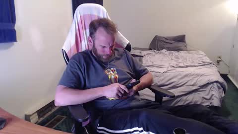 Kuggy online show from 04.18.26