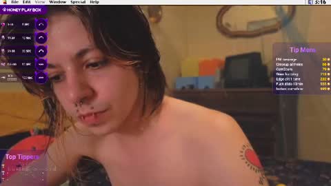 Snapshot of kuntboyzworld chatting on 07.08.26 Krypto hethey online show from 07.08.26