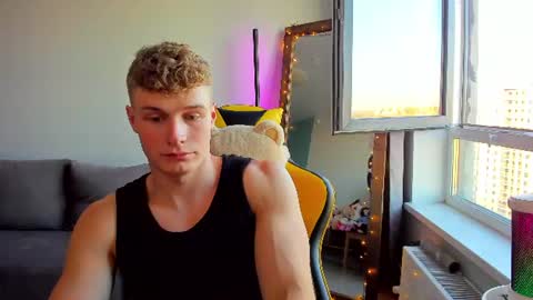 Snapshot of kurt_hanssen chatting on 07.17.26 kurt_hanssen online show from 07.17.26