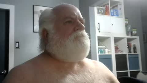 Snapshot of kushsanta420 chatting on 06.30.26 Michael Foxx Kush Santa online show from 06.30.26