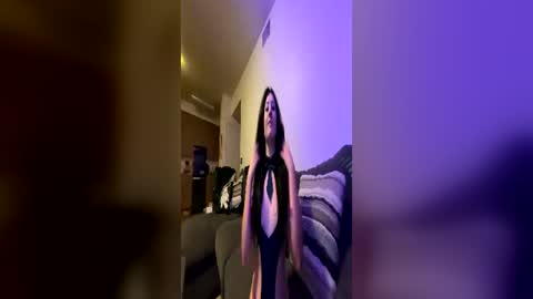 Snapshot of kylalovexxx chatting on 06.21.26 stonerbabe420 online show from 06.21.26