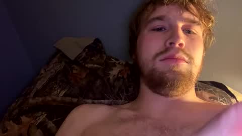 Snapshot of kylelovepussy69 chatting on 02.04.25 kylelovepussy69 online show from 02.04.25