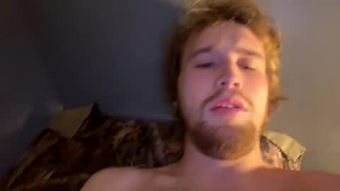 Snapshot of kylelovepussy69 chatting on 02.05.25 kylelovepussy69 online show from 02.05.25