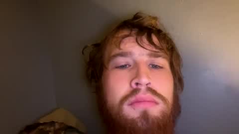 Snapshot of kylelovepussy69 chatting on 10.27.25 kylelovepussy69 online show from 10.27.25