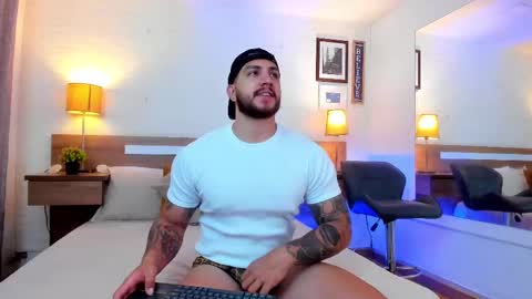 kylenorth_ online show from 10.03.25