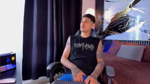 kylesmithx_ online show from 12.23.25