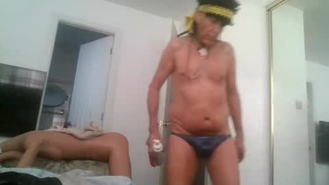 kylestrips4youq online show from 10.27.25