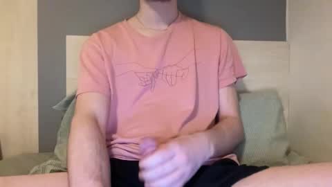 Snapshot of kylewinner_1990 chatting on 02.25.26 kylewinner_1990 online show from 02.25.26