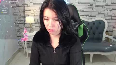 Snapshot of kylia_a chatting on 06.16.26 Kilya online show from 06.16.26