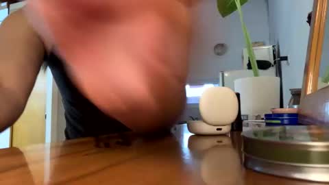 Kylian Zarate online show from 11.23.25