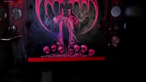 Snapshot of kylie_foxx1 chatting on 05.19.26 submissive demon Please help me to reach 500 thumbs up online show from 05.19.26