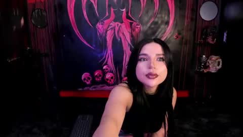 Snapshot of kylie_foxx1 chatting on 06.26.26 submissive demon Please help me to reach 500 thumbs up online show from 06.26.26