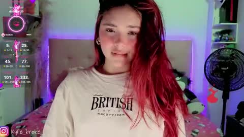 Snapshot of kylie_hottt_ chatting on 03.02.26 k ylie online show from 03.02.26