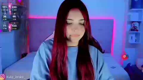 Snapshot of kylie_hottt_ chatting on 03.16.26 k ylie online show from 03.16.26