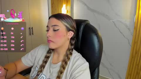  KYLIE  online show from 09.23.25