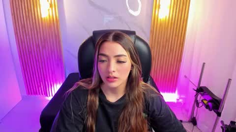  KYLIE  online show from 11.10.25