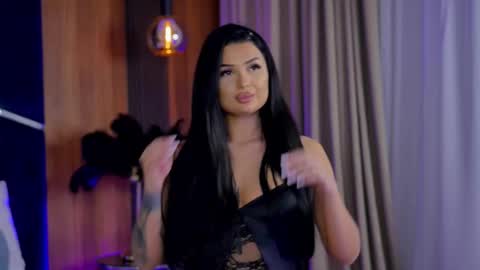 Kylie online show from 02.08.26