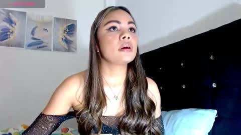 Paola online show from 03.15.26