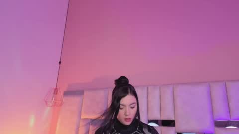 Snapshot of kylie_river chatting on 05.19.26 Kylie online show from 05.19.26
