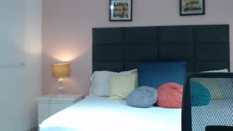 Melissa online show from 02.12.25