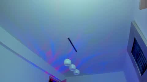 KYLIE online show from 12.30.24