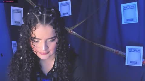 Snapshot of kyliejenkins1 chatting on 10.31.25 Kylie Jenkins online show from 10.31.25