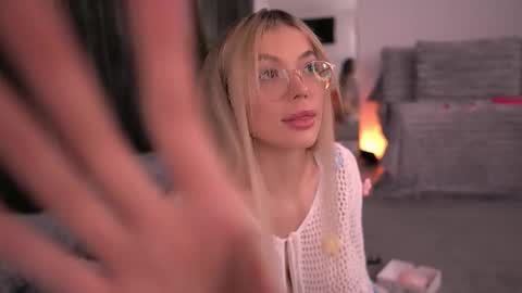 Kylie online show from 11.09.25