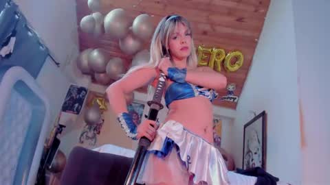 Snapshot of kyliekandy chatting on 03.08.25   online show from 03.08.25