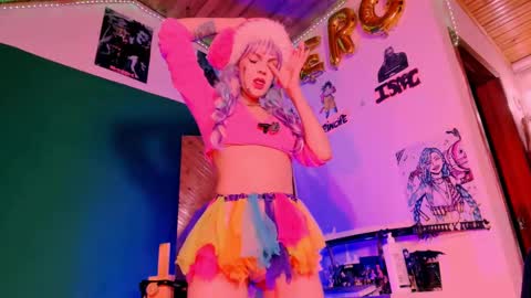 Snapshot of kyliekandy chatting on 09.19.25   online show from 09.19.25