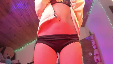   online show from 04.08.26