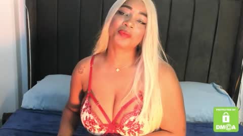 kylie white boobs online show from 12.04.25