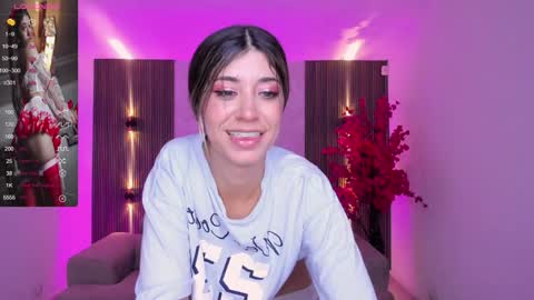 Snapshot of kyliie_jones chatting on 01.17.25 KYLIE online show from 01.17.25