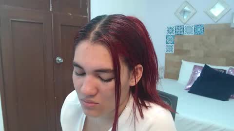 Snapshot of kyliiebaker chatting on 01.17.26 Kylie online show from 01.17.26