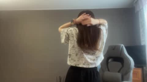 Snapshot of kymberlychimes chatting on 03.02.26 Kary online show from 03.02.26