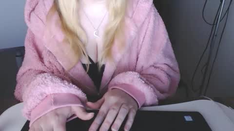 Snapshot of kymchi chatting on 03.08.26 Check Out My NSFW OnlyFans Link On Bio online show from 03.08.26