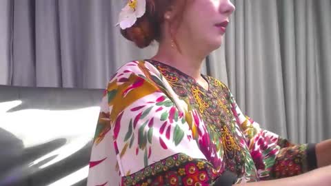 Snapshot of kyra_jeet chatting on 02.04.26 Kyra online show from 02.04.26