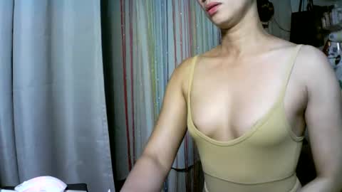 kyutshyne online show from 02.22.25