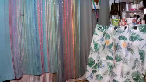 kyutshyne online show from 03.12.25