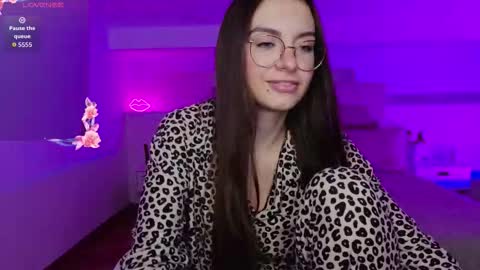 Margo  online show from 10.21.25