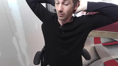 l1v1nth3dr3am online show from 10.17.25