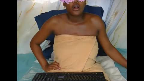 l4_love online show from 10.30.25