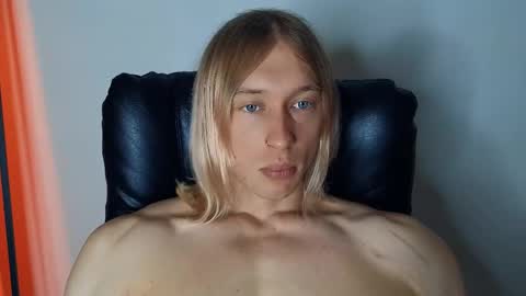 Snapshot of l_adonis_l chatting on 05.27.26 Adonis online show from 05.27.26