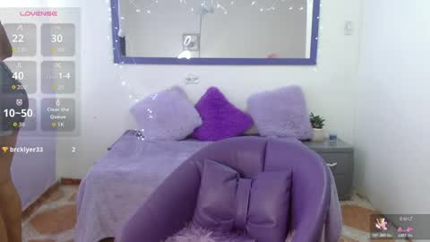 Snapshot of la_negritaa chatting on 06.07.26 Sara online show from 06.07.26