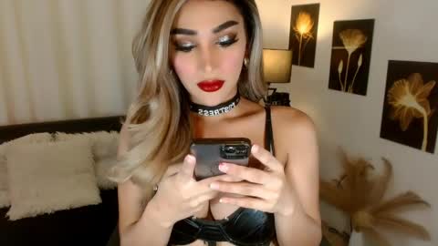 ISABEL online show from 03.20.26